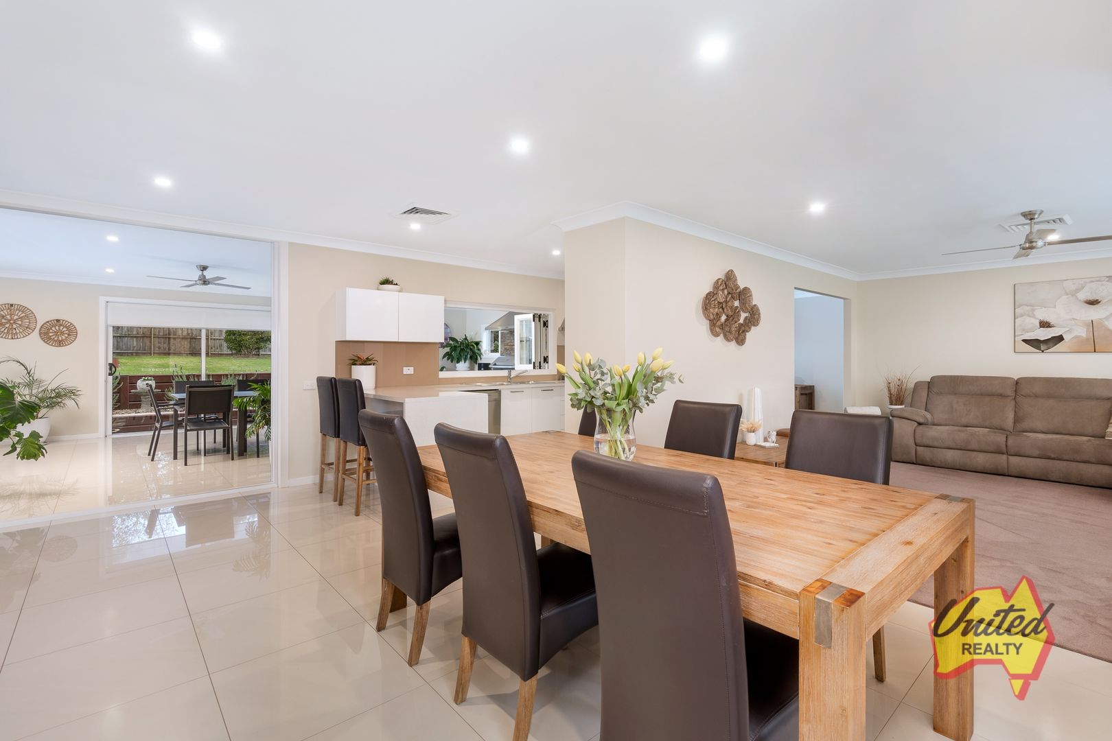 7 Tyrrell Place, The Oaks NSW 2570, Image 2