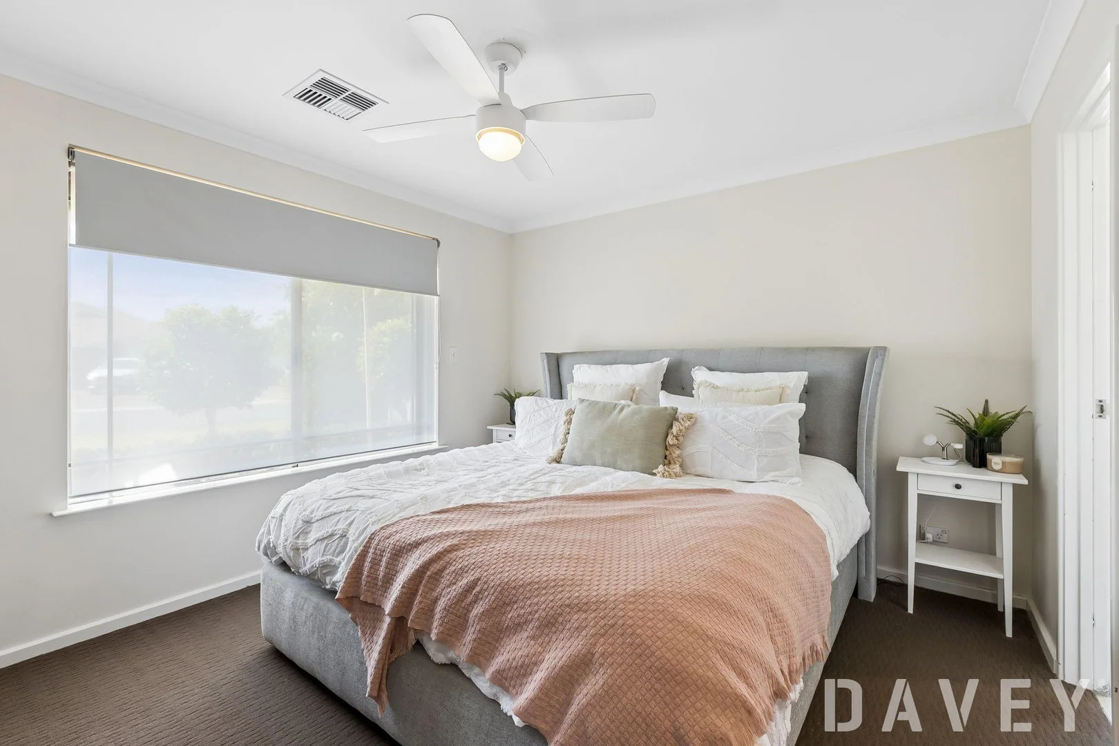 Additional image 3 of 11 Iandra Loop, Carramar WA 6031