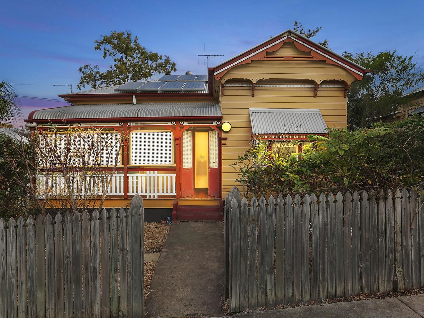 68 Spring Street, West End Property History & Address Research Domain