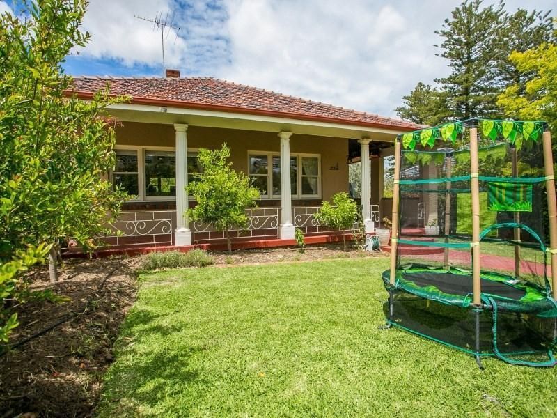 257 South Street, Beaconsfield WA 6162, Image 1