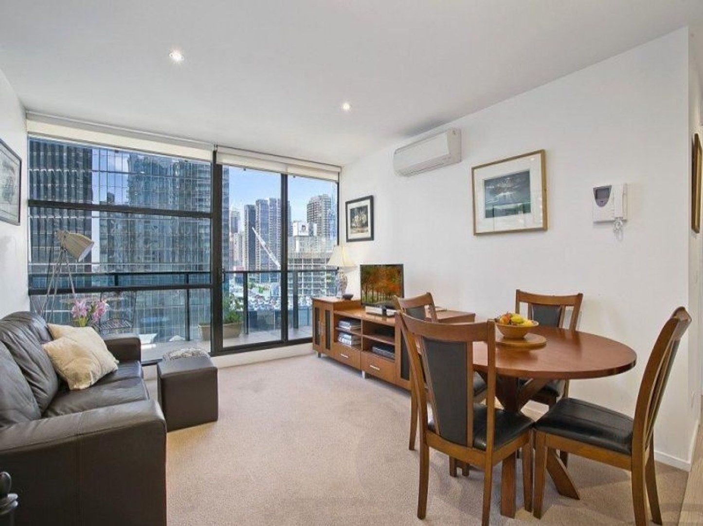 1 bedrooms Apartment / Unit / Flat in 3007/46-50 Haig Street SOUTHBANK VIC, 3006