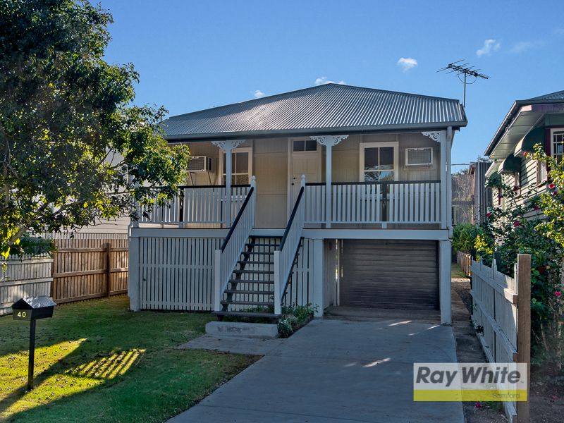 3840 Station Street, Samford Village Property History & Address