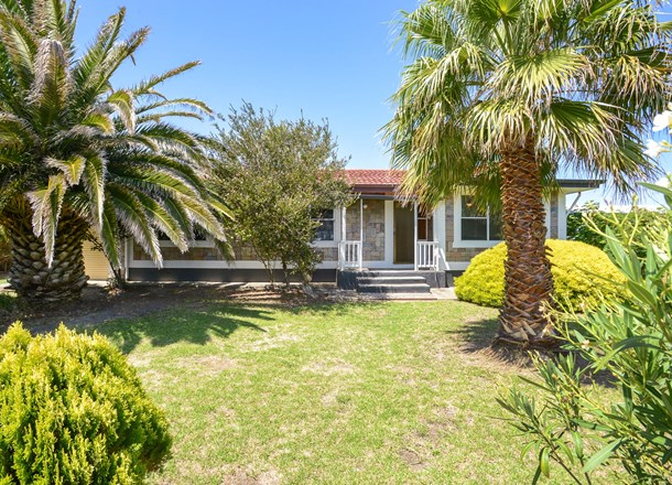 4 Brittain Street, Port Elliot SA 5212