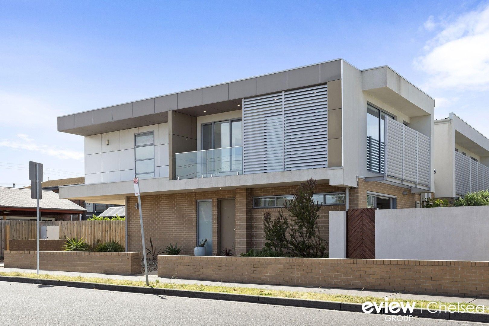 2 bedrooms Townhouse in 1/1 Embankment Grove CHELSEA VIC, 3196