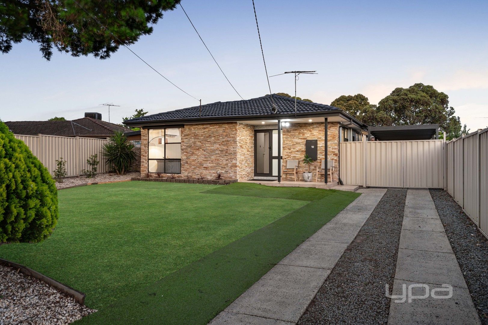 10 Midas Court, Meadow Heights VIC 3048, Image 0