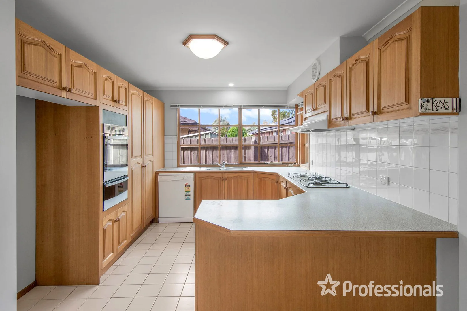 Additional image 2 of 25 Watersedge Close, Knoxfield VIC 3180