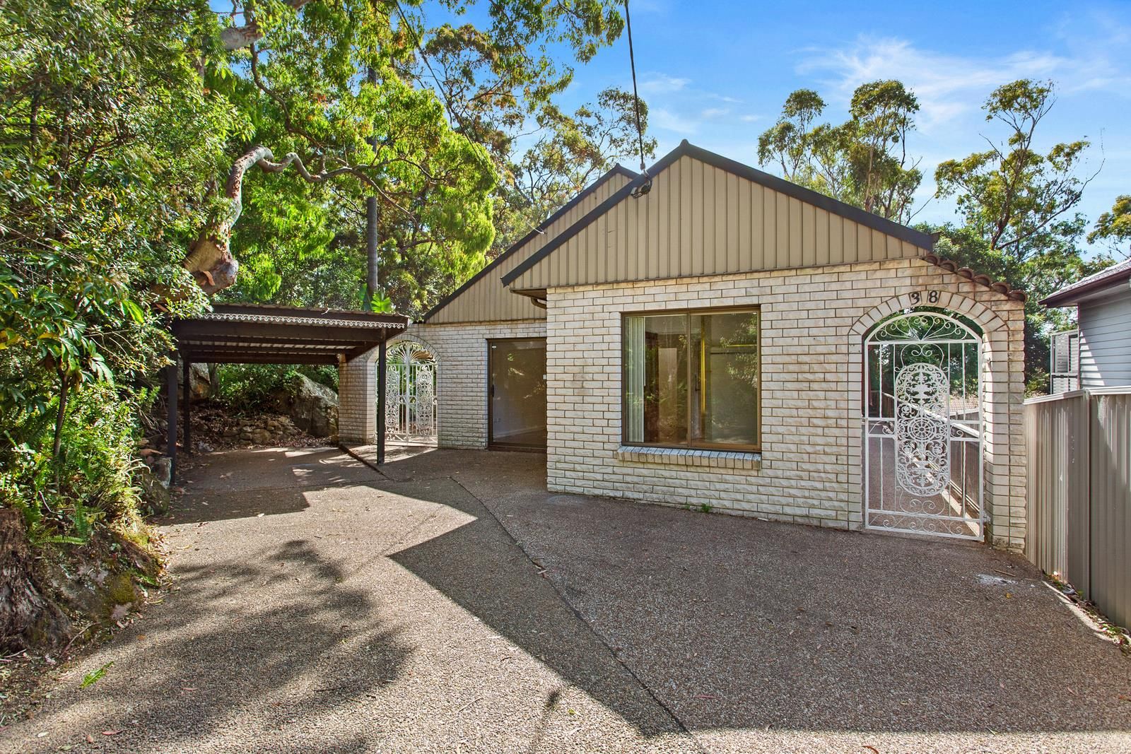 3 bedrooms House in 38 Sutherland Road JANNALI NSW, 2226