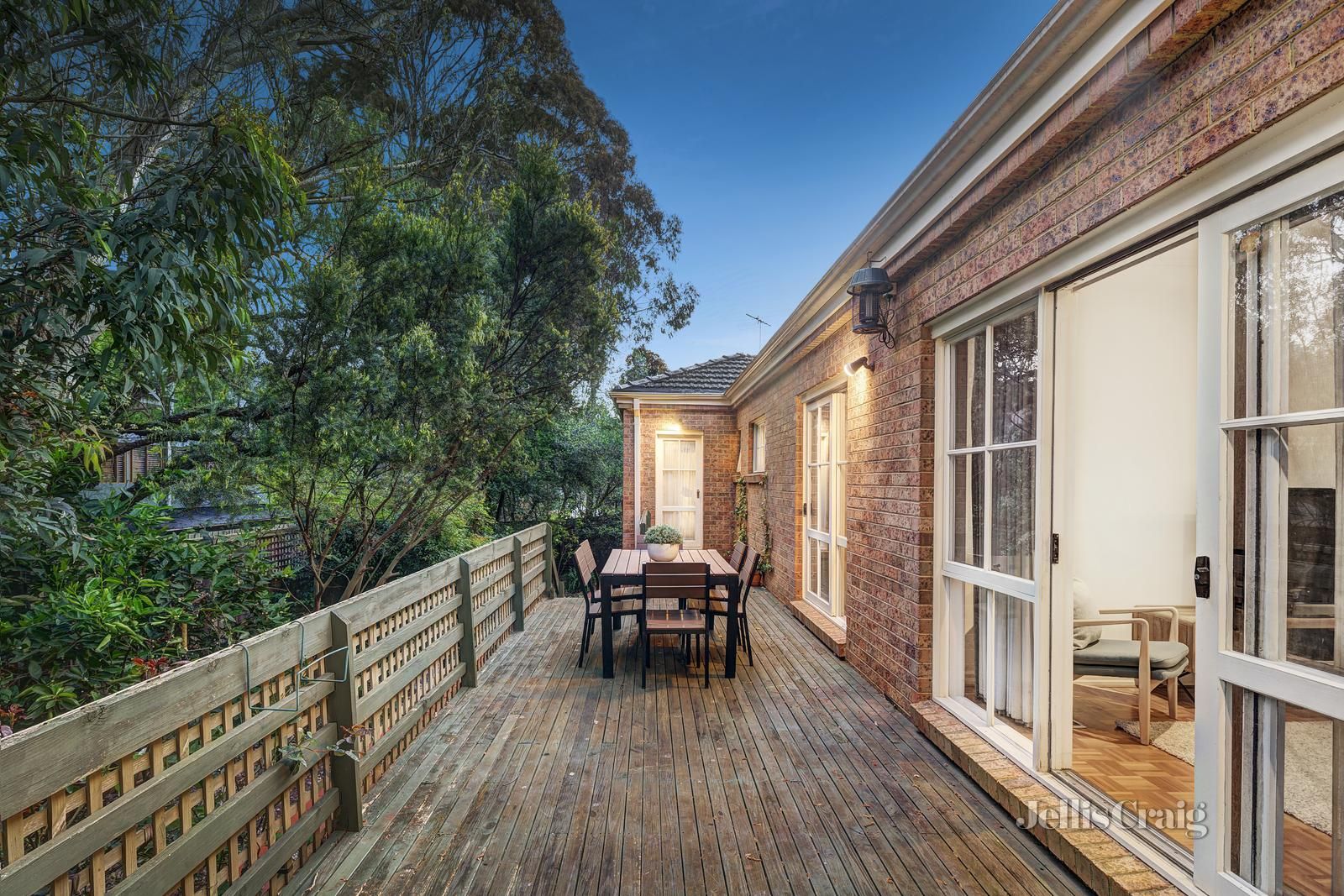 2/13 Dudley Parade, Canterbury VIC 3126, Image 2