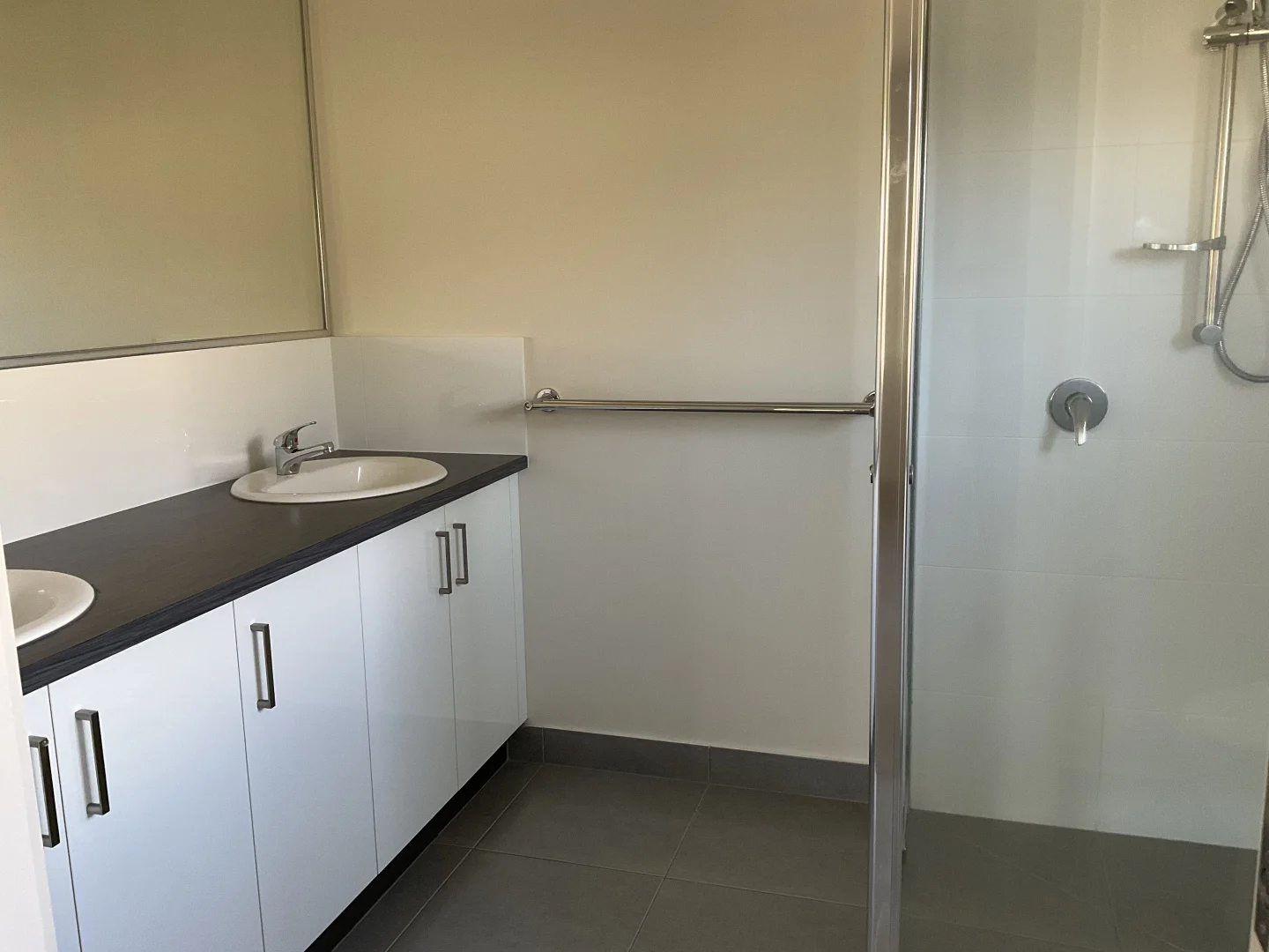 Additional image 8 of Sale VIC 3850