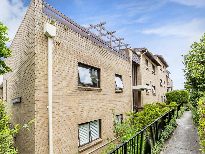 64 Shirley Road, Wollstonecraft NSW 2065