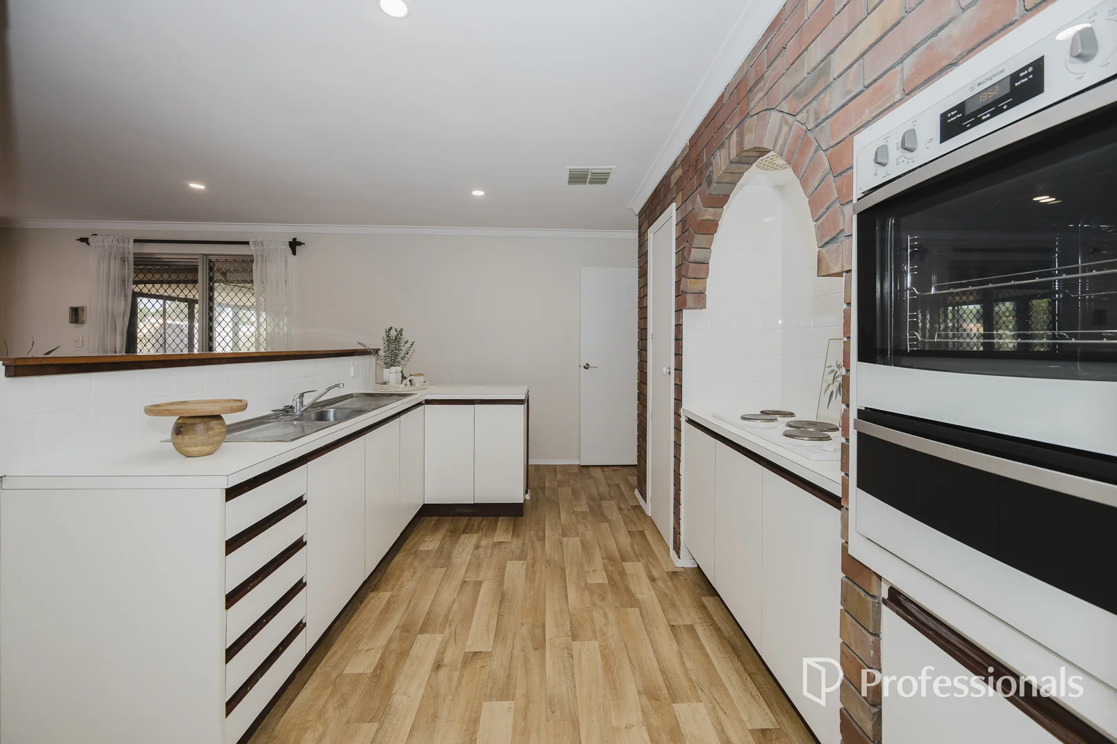 Additional image 11 of 45 Marangaroo Drive, Marangaroo WA 6064