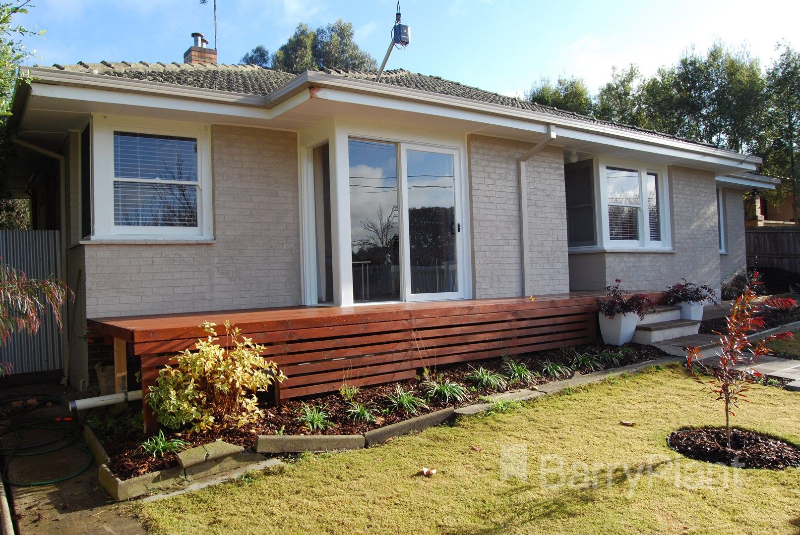 3 bedrooms House in 16 Campbells Crescent REDAN VIC, 3350