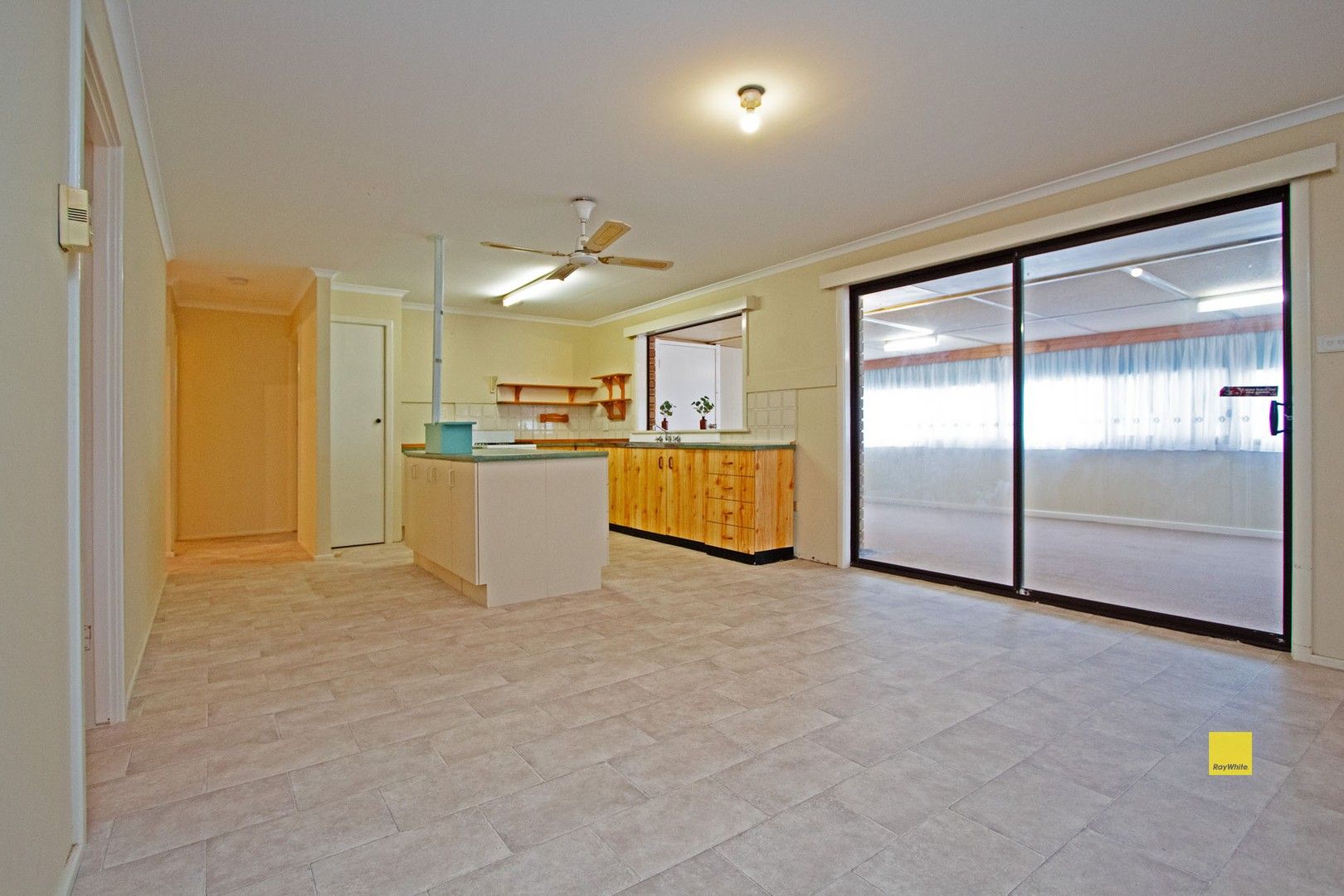 8/2 Casuarina Cres, Jurien Bay WA 6516, Image 0