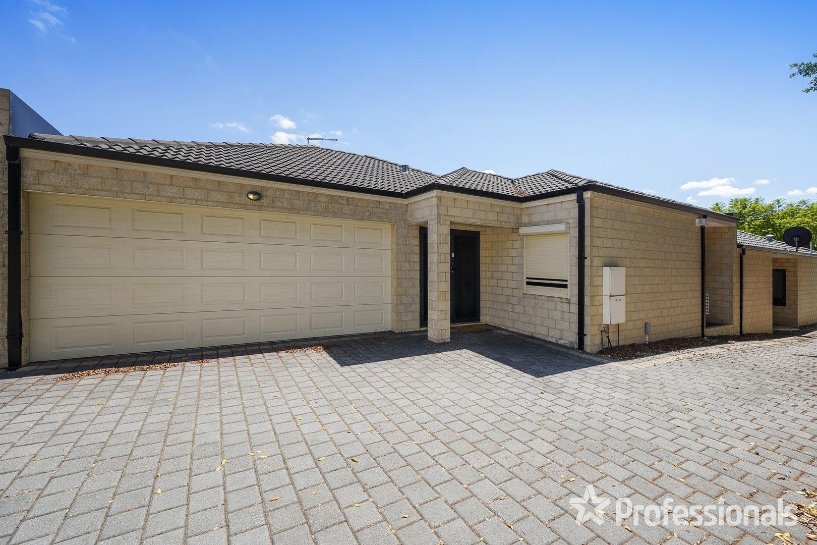 15B Newhaven Way, Nollamara WA 6061, Image 0