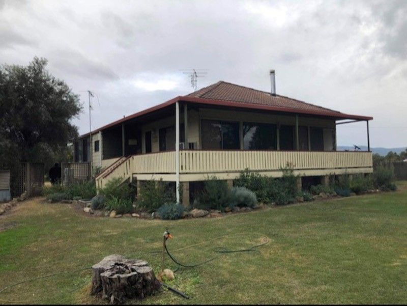 3 bedrooms House in 62-66 Wollombi Road SINGLETON NSW, 2330