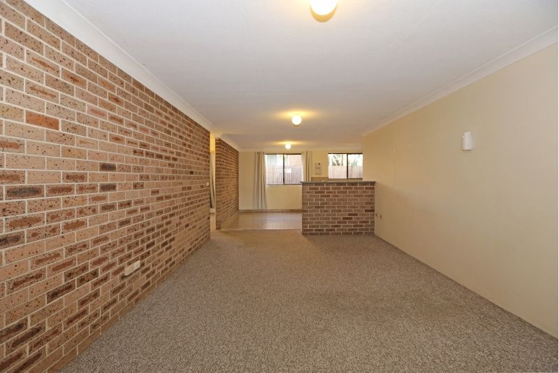 4/4 Toxana Street, Richmond NSW 2753, Image 2