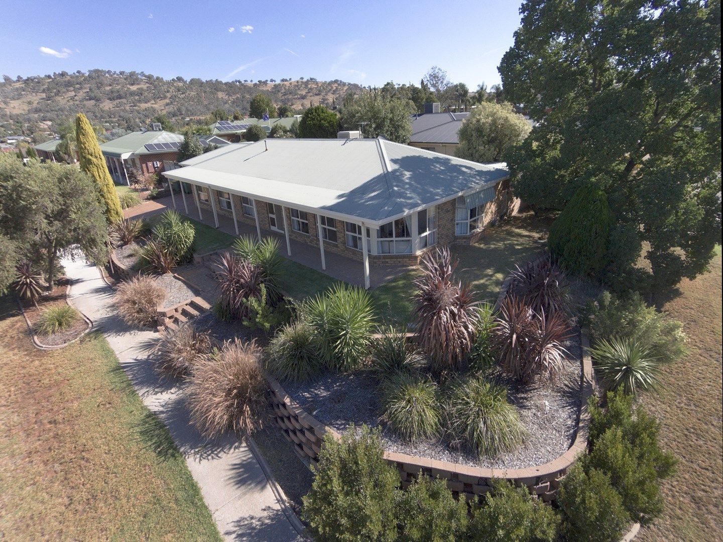 19 Kingfisher Drive, West Wodonga VIC 3690, Image 0