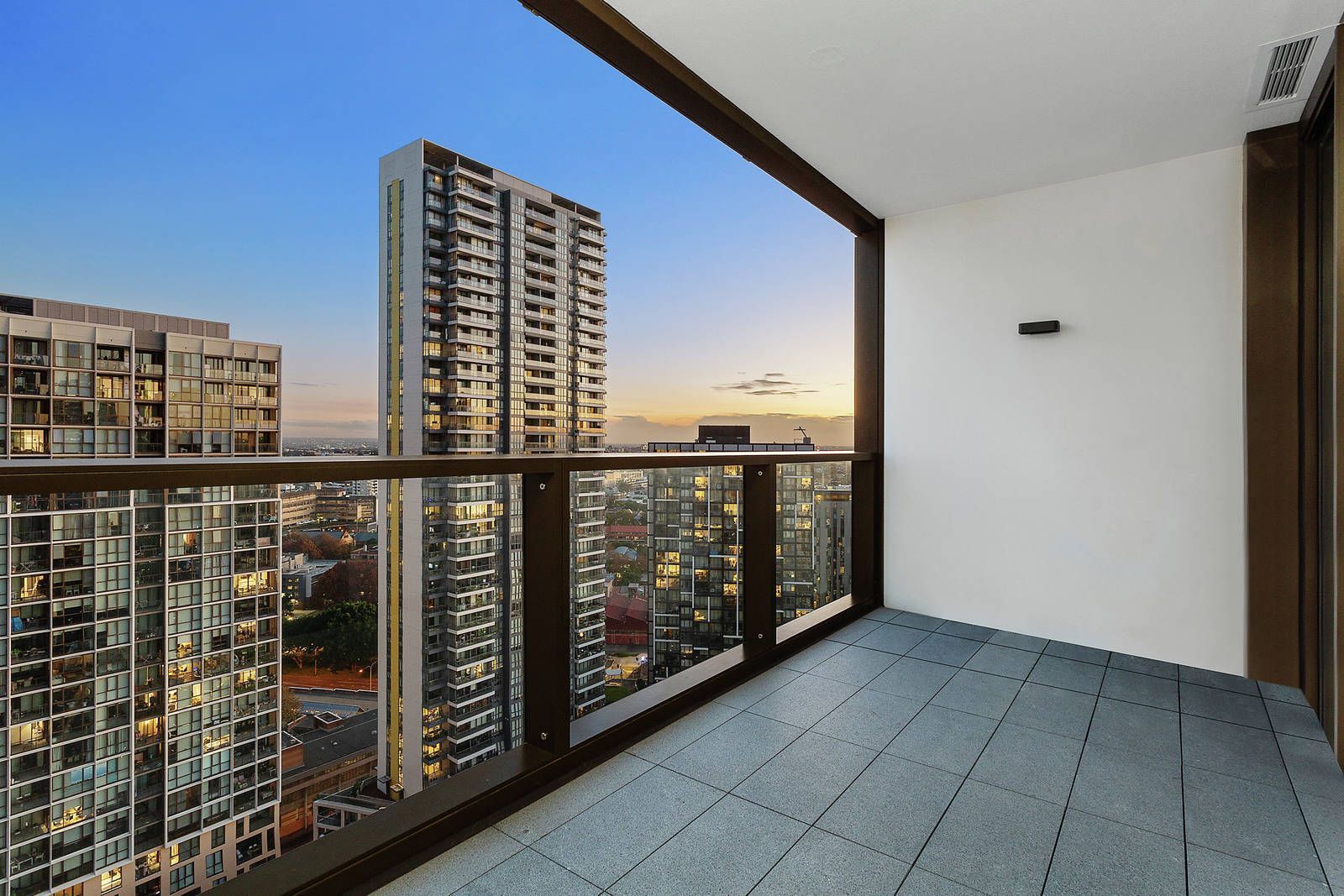 2510/81 Harbour Street, Sydney NSW 2000, Image 2