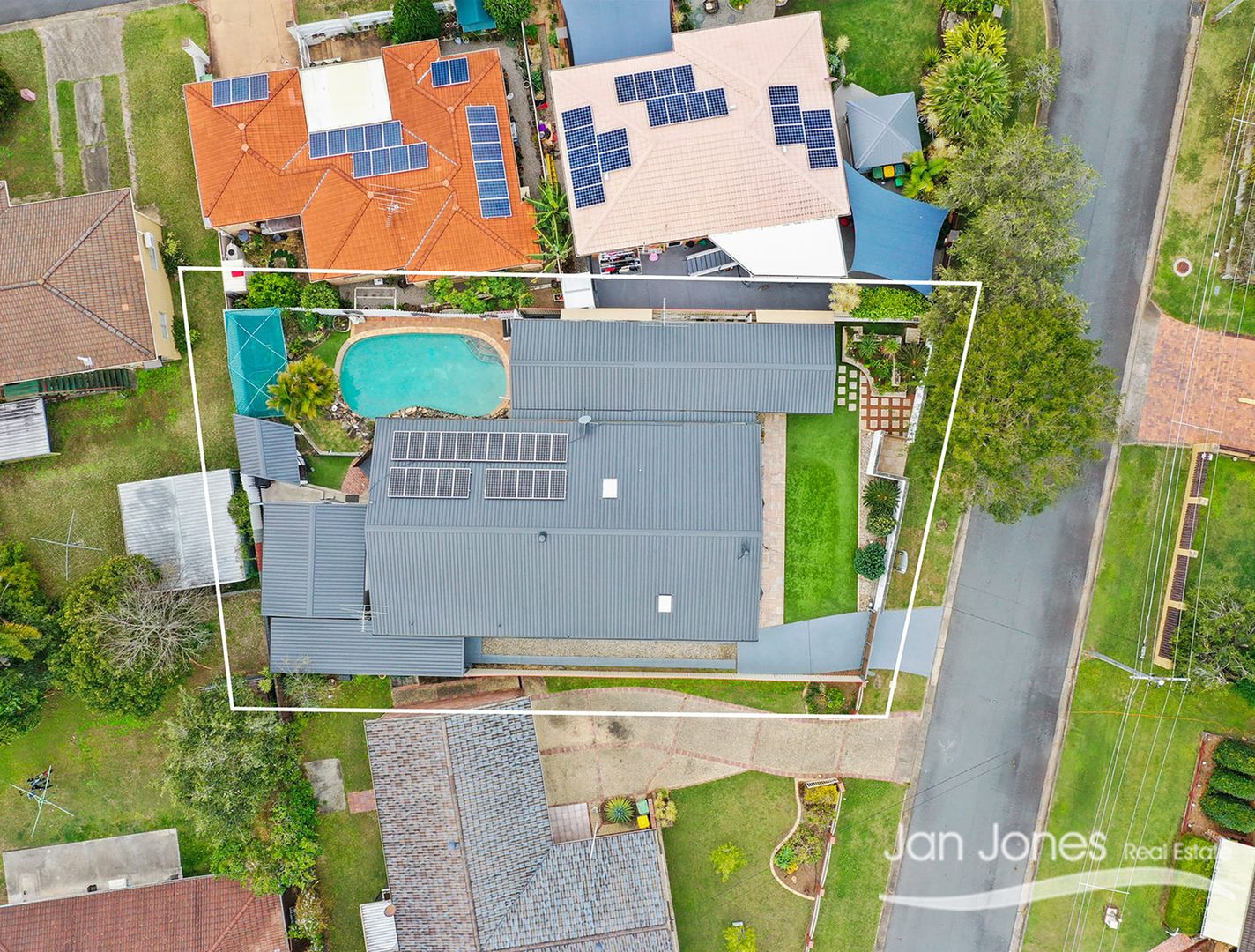 15 Canna St, Clontarf QLD 4019, Image 1