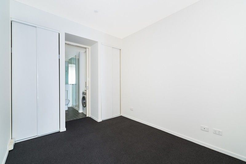 501/225 Elizabeth Street, Melbourne VIC 3000, Image 2