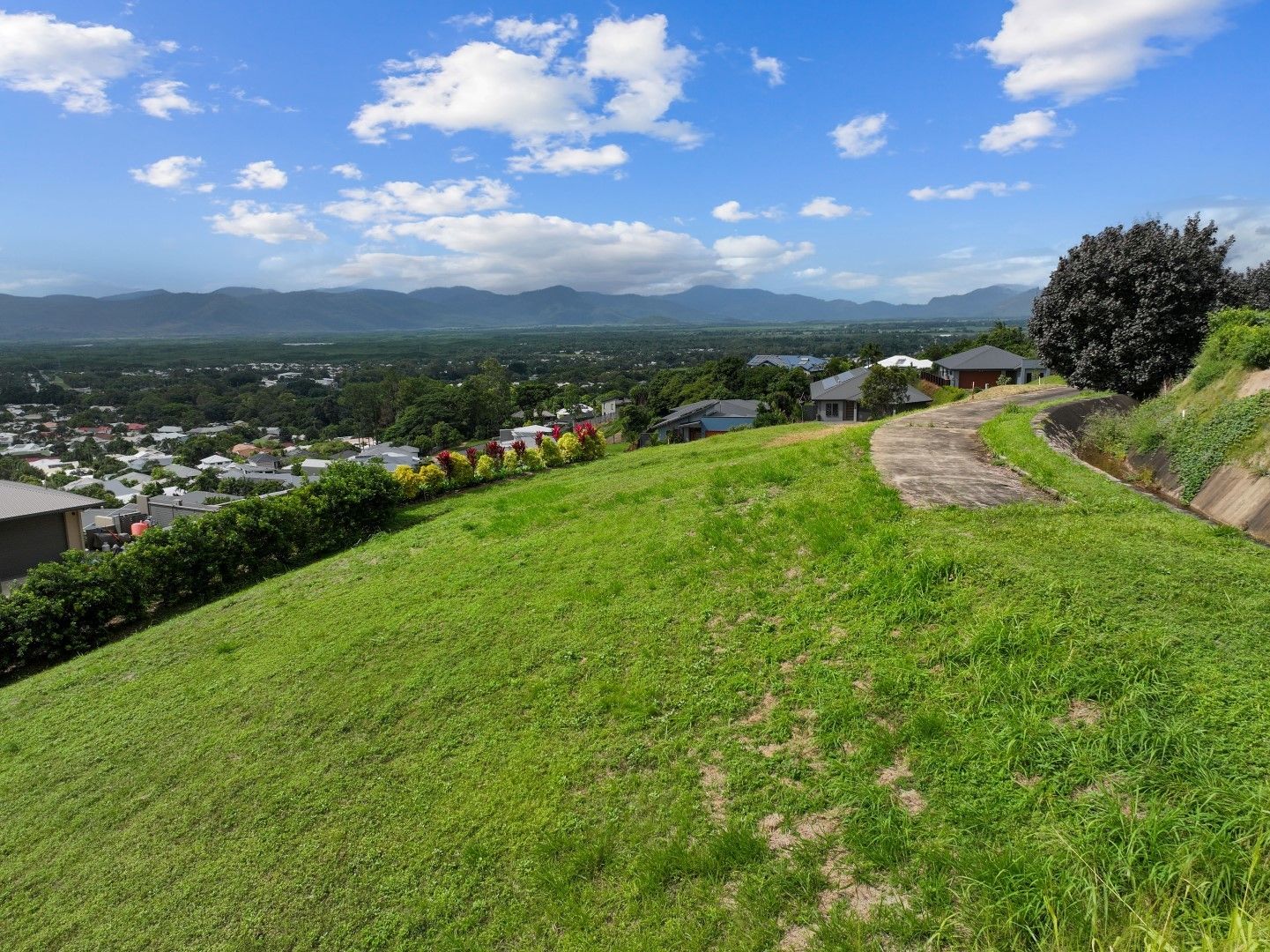 10 Beaumont Terrace, Mount Sheridan QLD 4868, Image 1