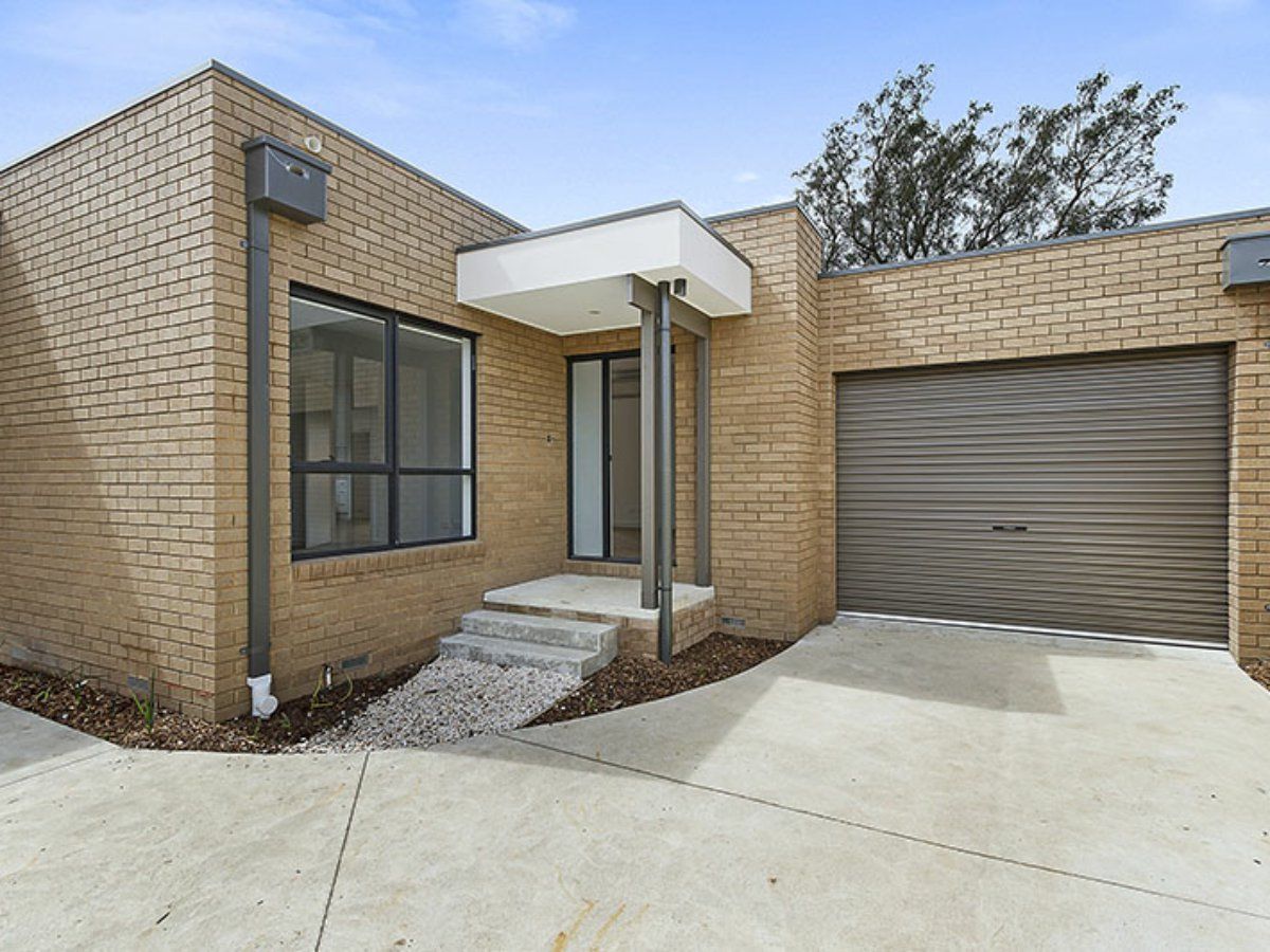 2 bedrooms Townhouse in 3/27 Stradbroke Road BORONIA VIC, 3155