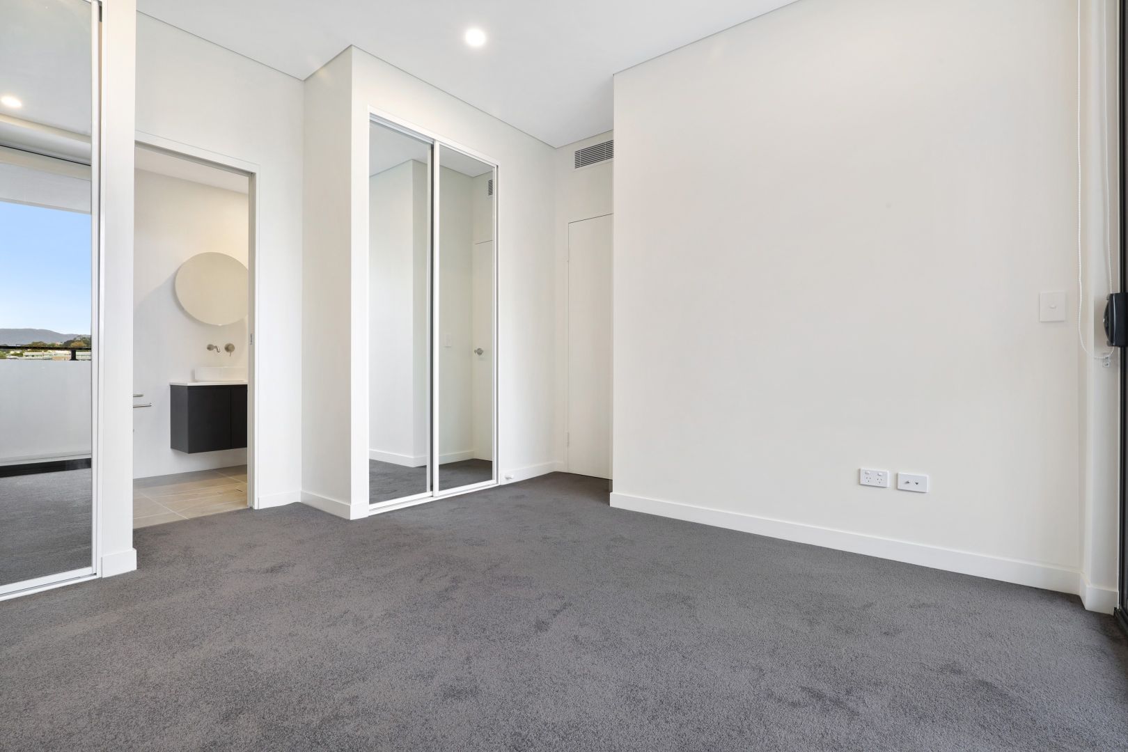 401/290-294 Keira Street, Wollongong NSW 2500, Image 2