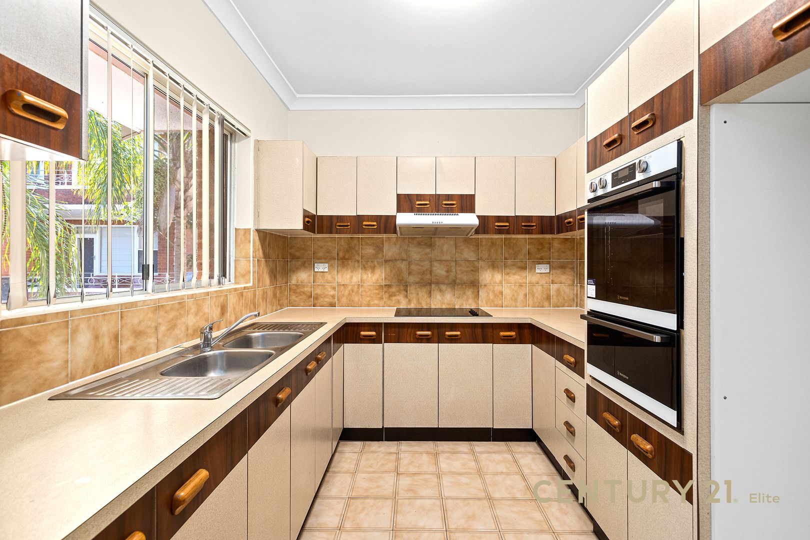 4/164 Russell Avenue, Dolls Point NSW 2219, Image 2