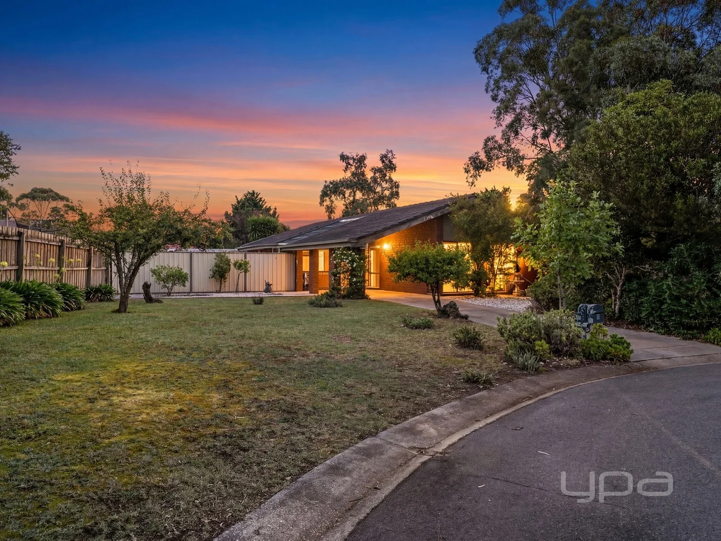 3 Kilmuir Place, Melton West VIC 3337
