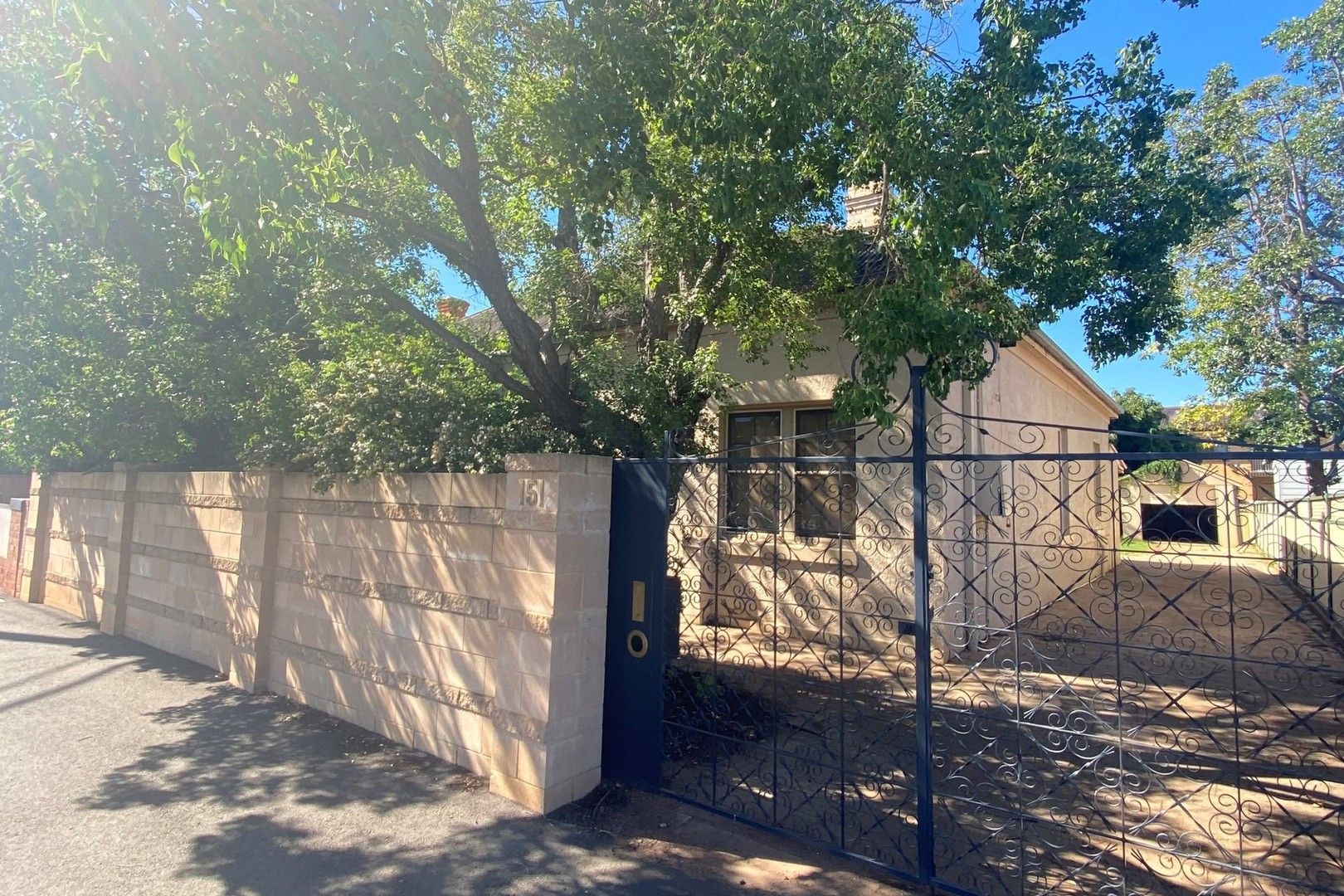 3 bedrooms House in 151 Wingewarra Street DUBBO NSW, 2830
