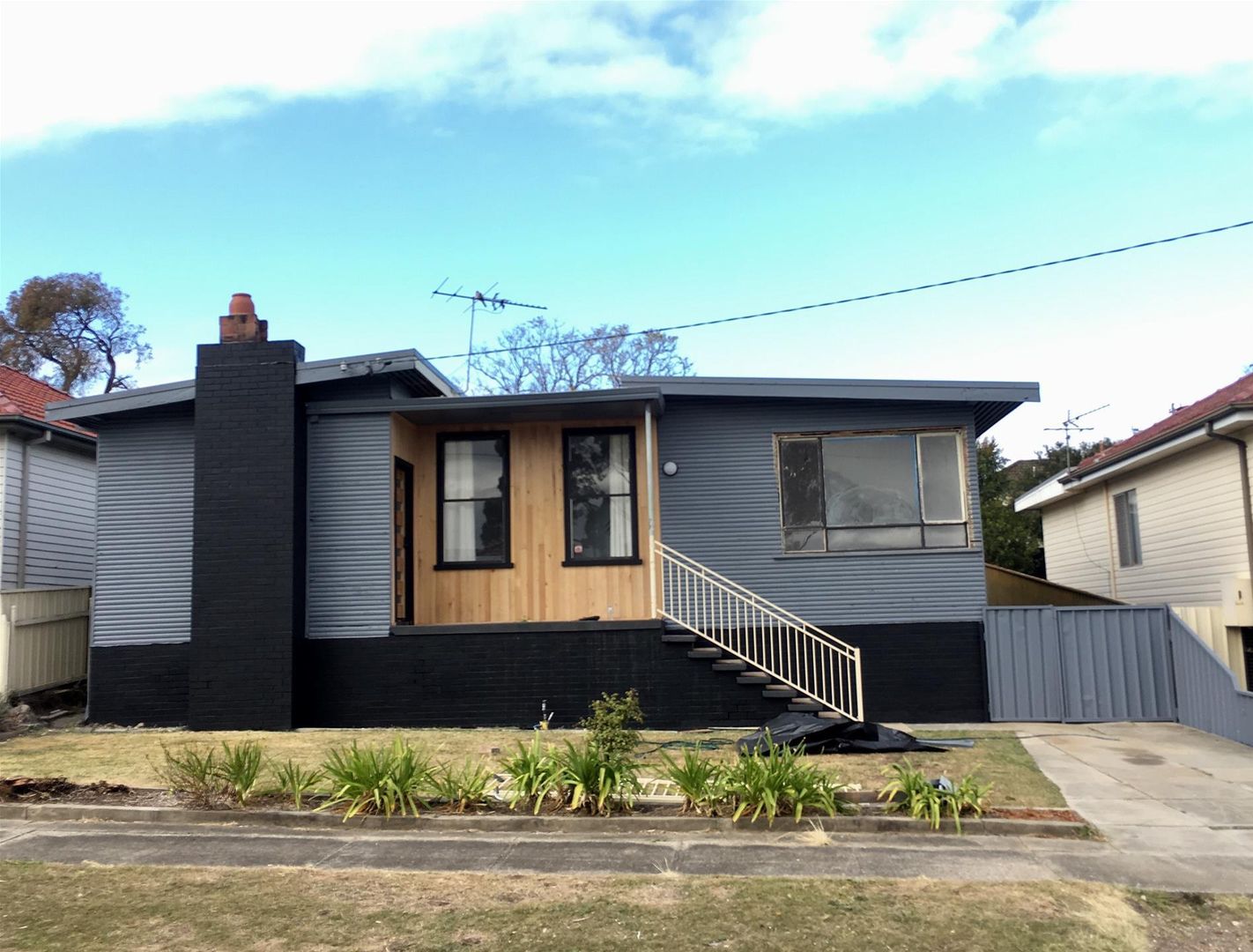 5 bedrooms House in 33 Abbott Street WALLSEND NSW, 2287