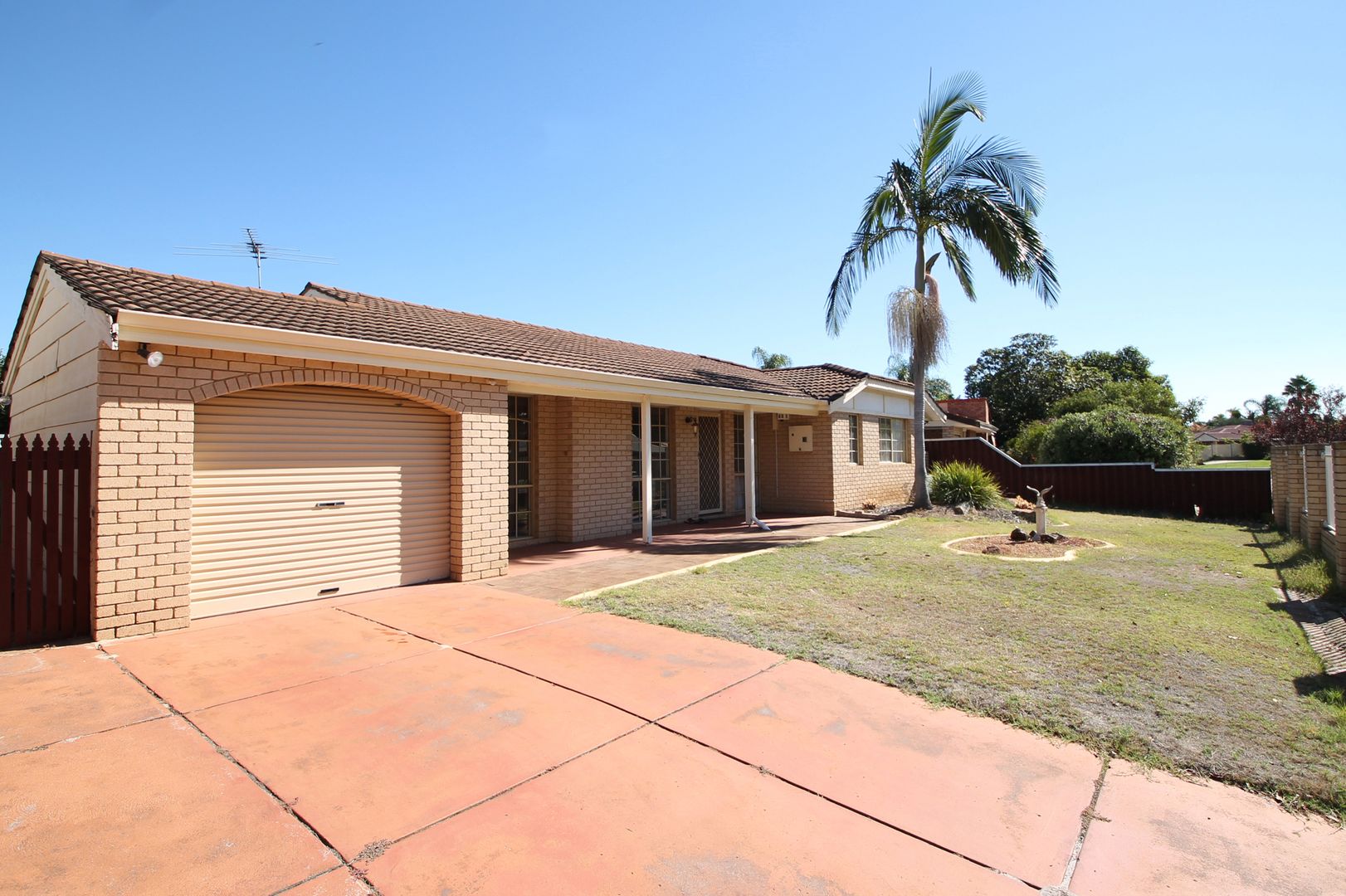 20 Discovery Drive, Thornlie WA 6108 Domain