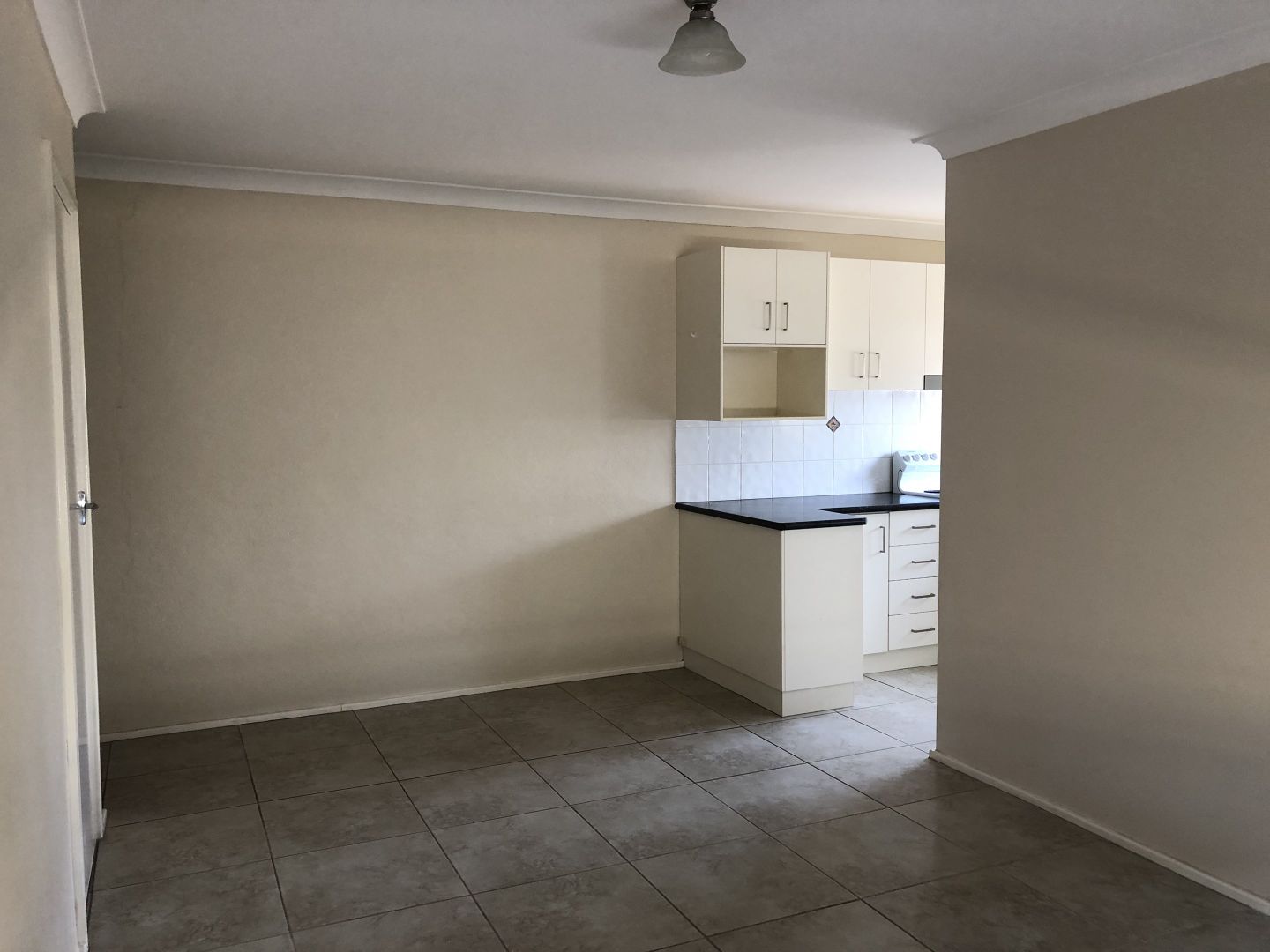 13A Cambridge Street, Tamworth NSW 2340 Apartment For Rent Domain