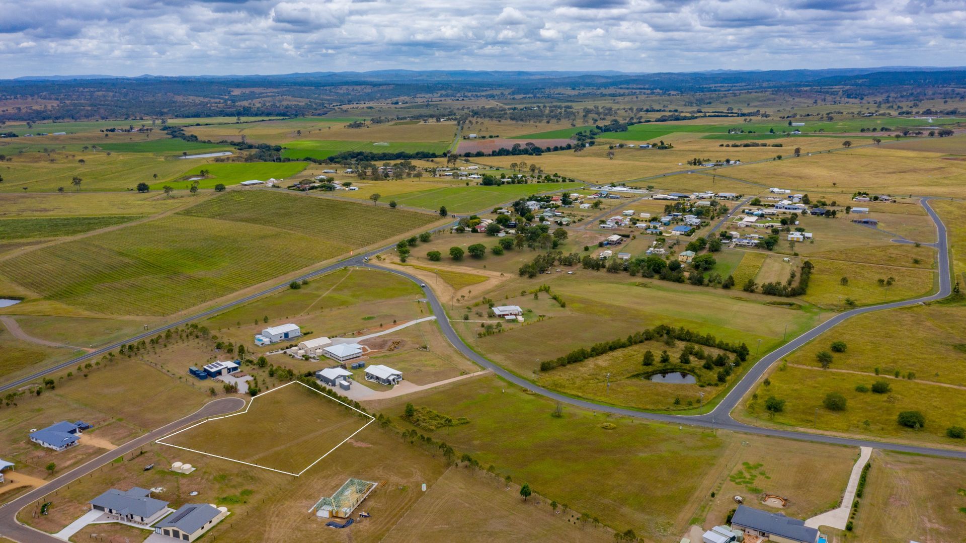 4 Cabernet Close, Moffatdale QLD 4605, Image 1