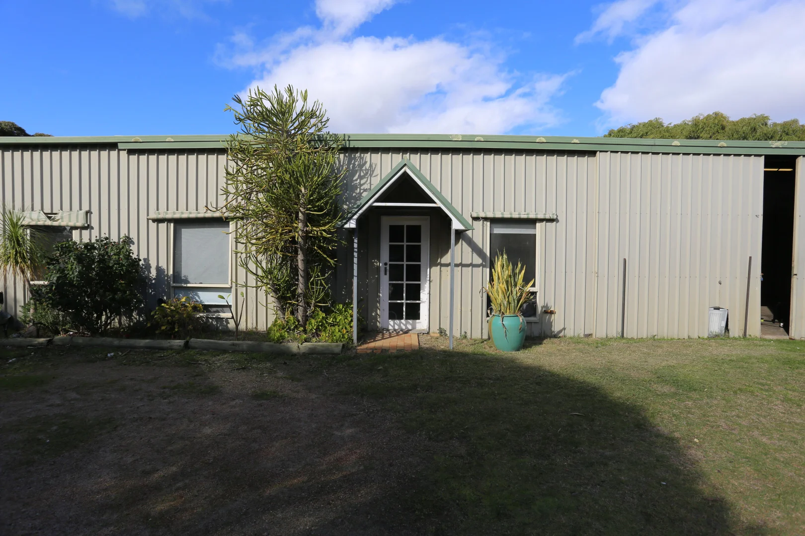 Image 16