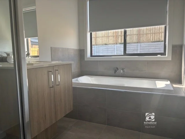 Additional image 5 of 3 Mahogany Close, Lucknow VIC 3875