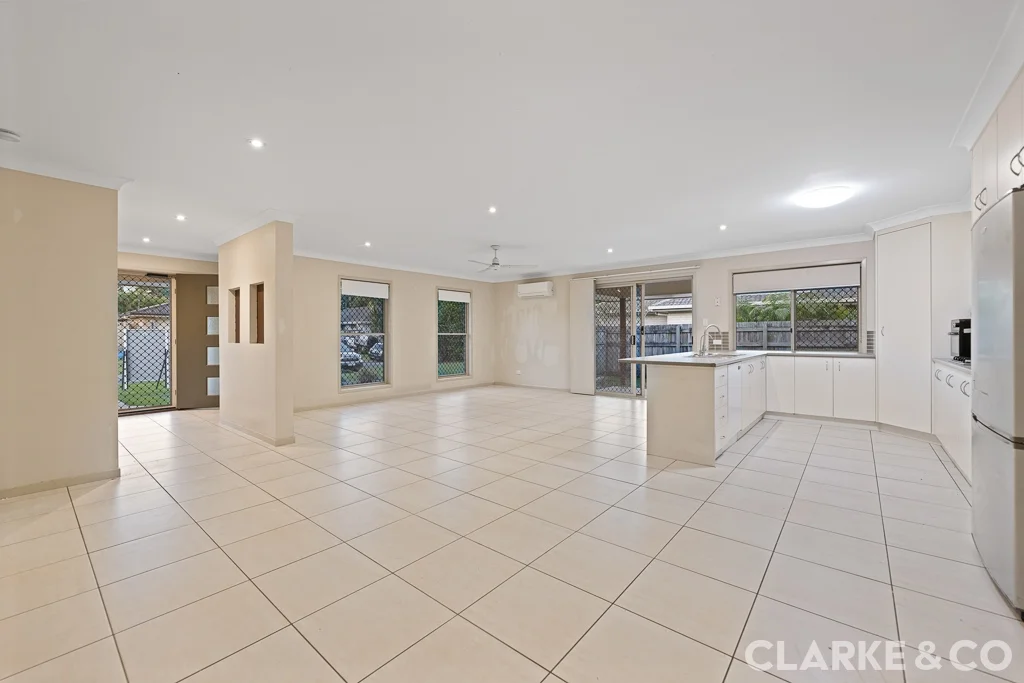 Additional image 2 of 5 Crumpton Place, Beerwah QLD 4519