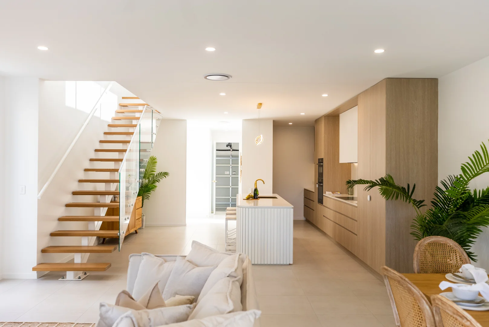 Additional image 6 of 22B Mallard Avenue, Paradise Point QLD 4216