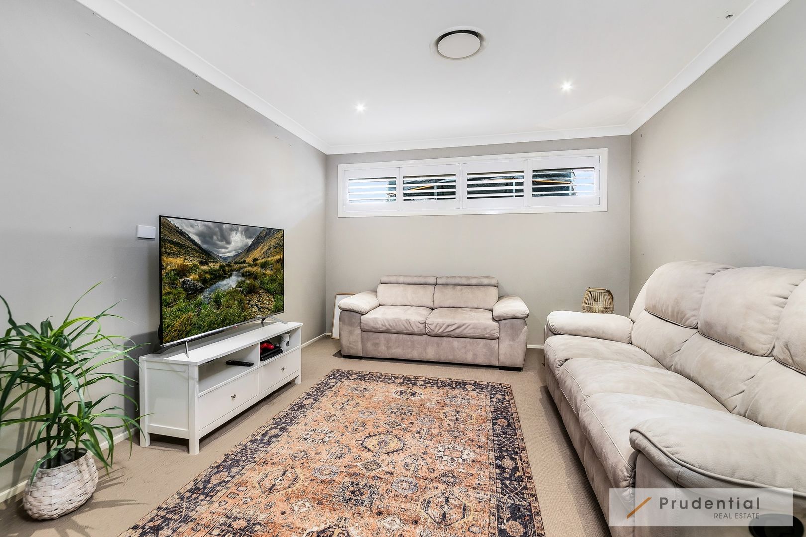 2 Grazier Way, Carnes Hill NSW 2171, Image 1