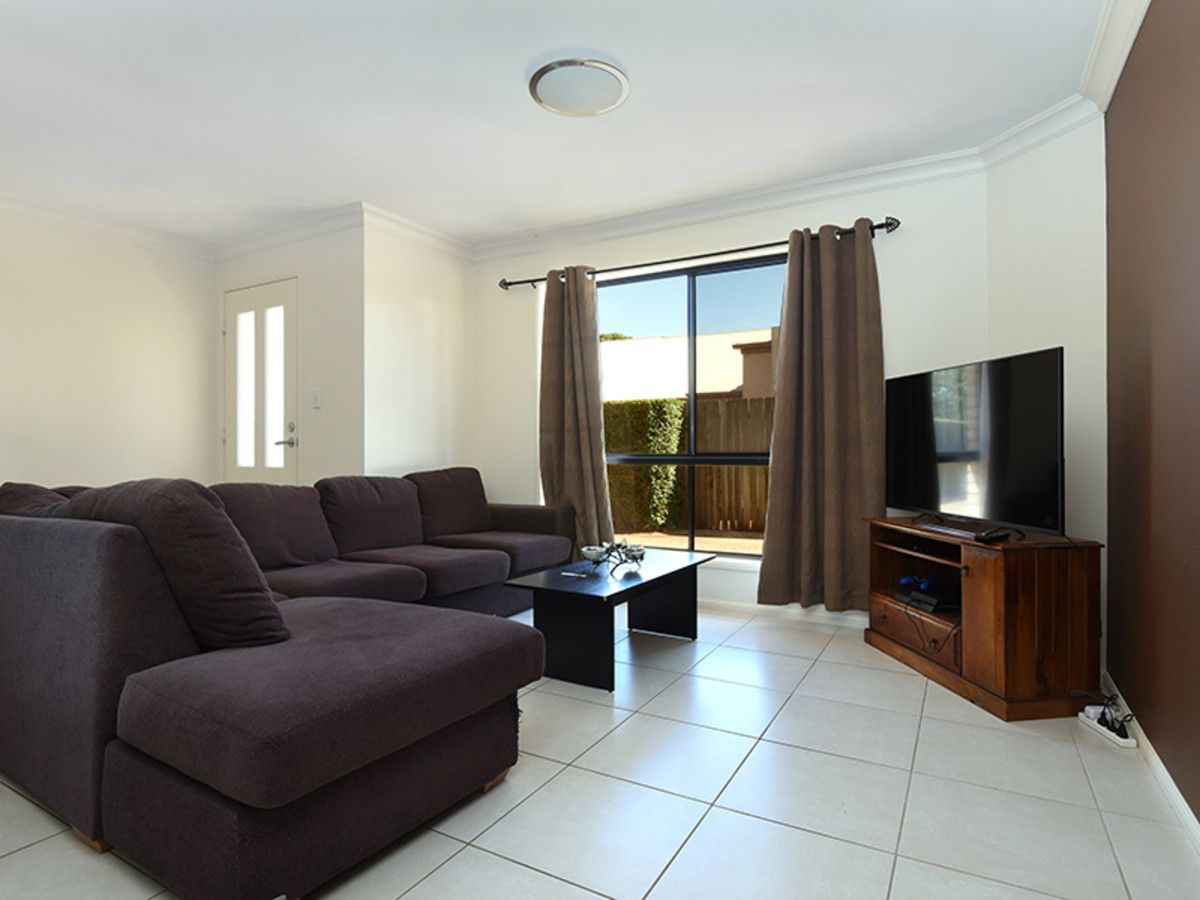 2/10 Horton Street, East Toowoomba QLD 4350, Image 0