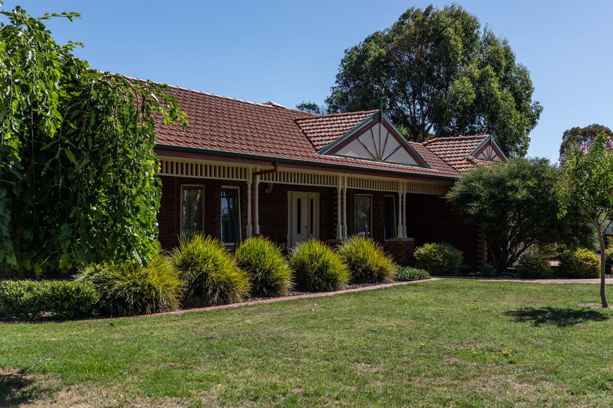 9 Meteorite Street, Murchison VIC 3610, Image 2