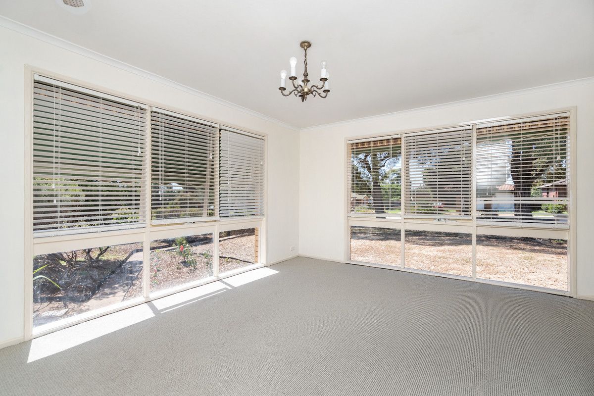 39 Dunn Avenue, Forest Hill NSW 2651, Image 1