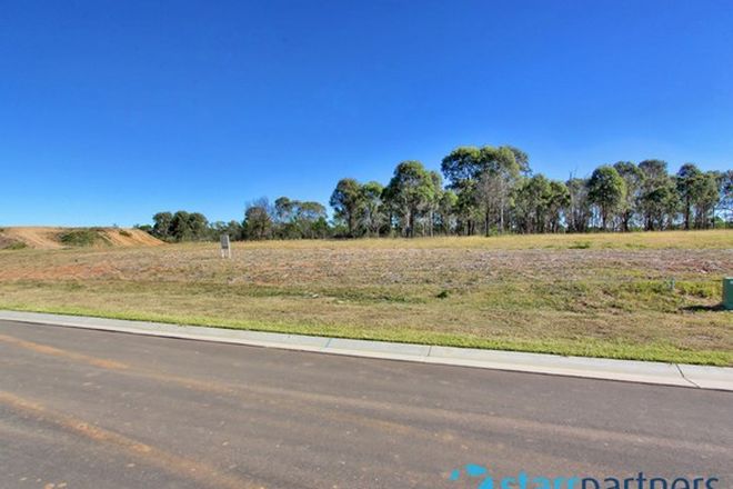 Picture of 25 Halmstad Boulevard, LUDDENHAM NSW 2745