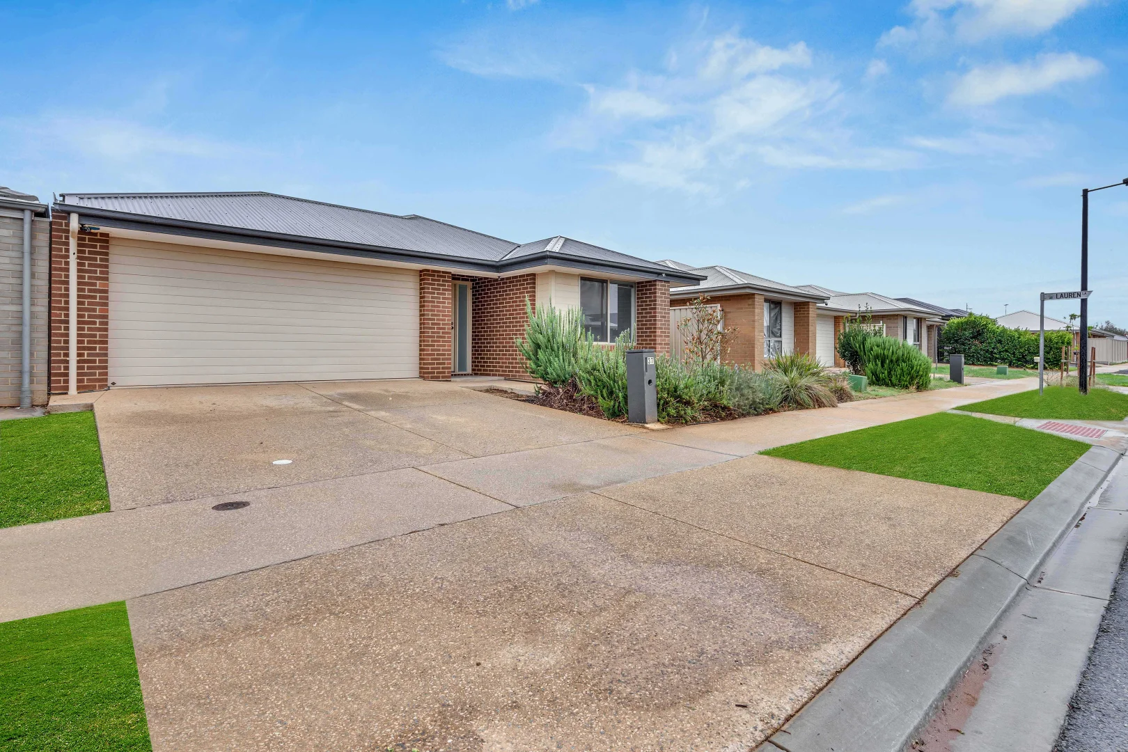 Additional image 2 of 37 Olympic Way, Munno Para West SA 5115