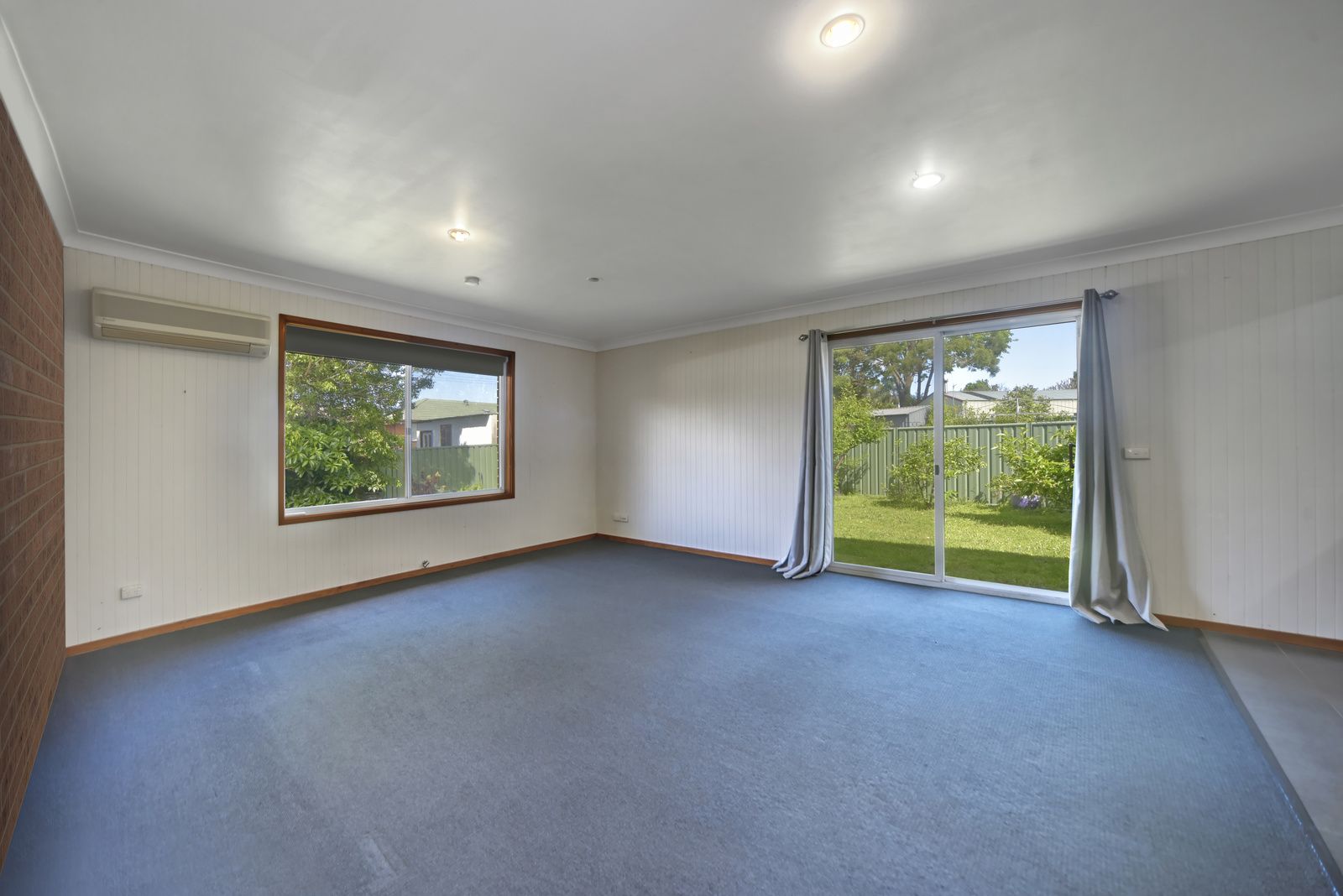 41 Yeovil Drive, Bomaderry NSW 2541, Image 1