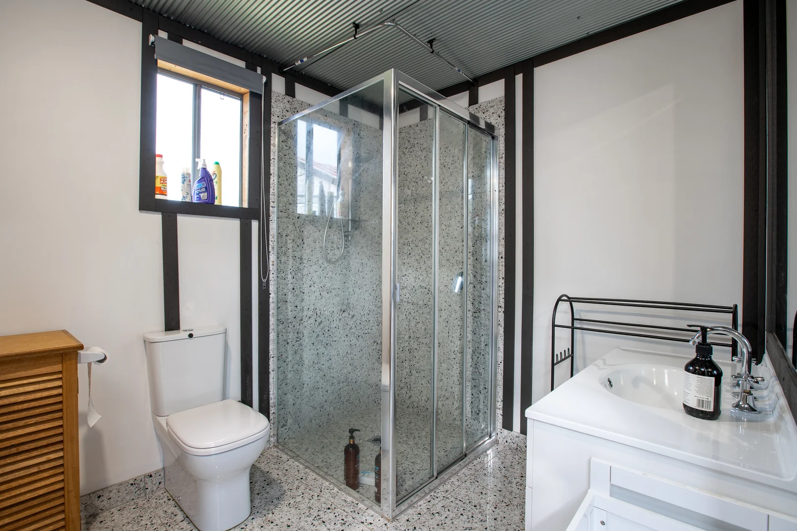 Additional image 12 of 335 Charles Street, South Albury NSW 2640