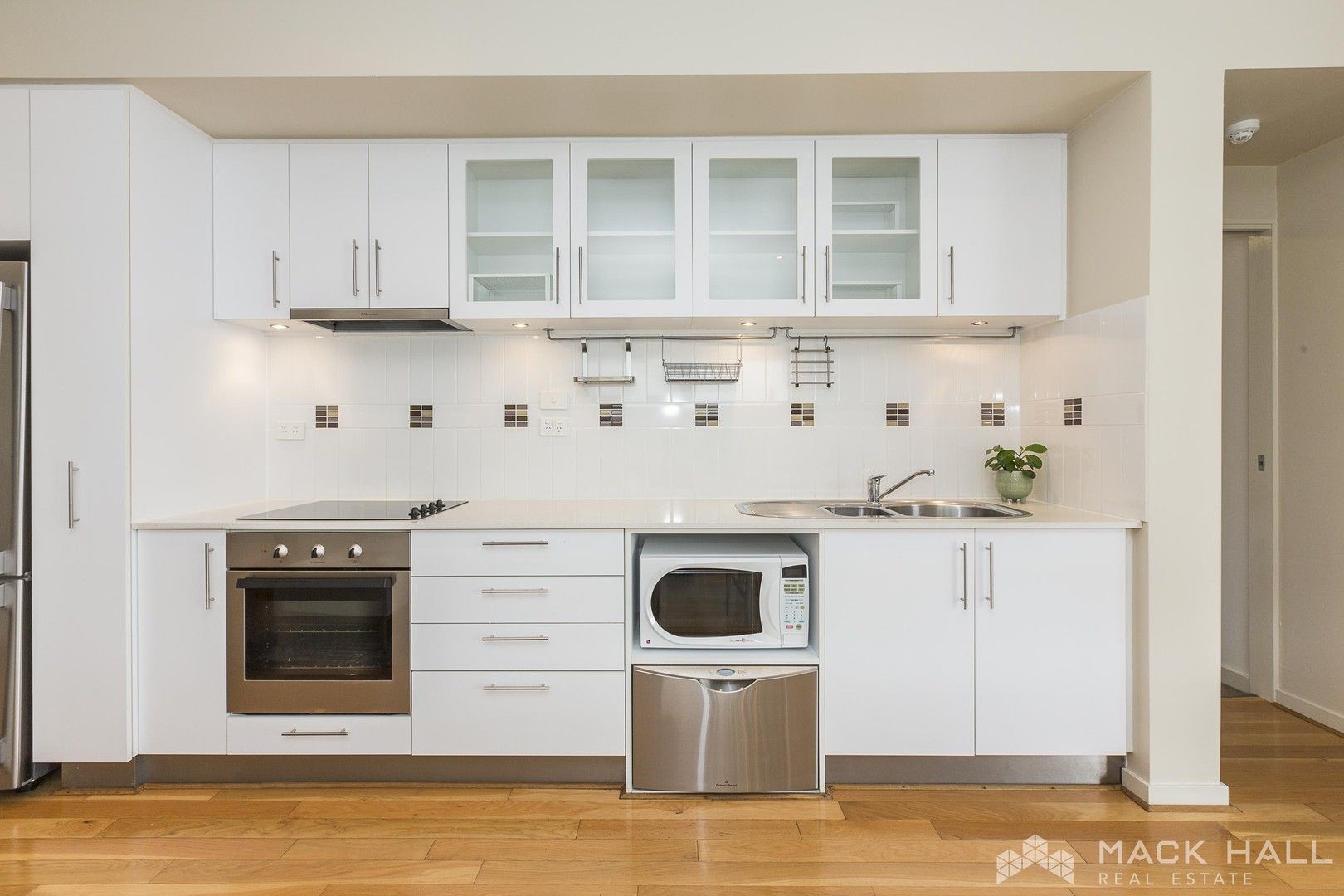 201/48 Outram Street, West Perth WA 6005 Apartment For Rent 560