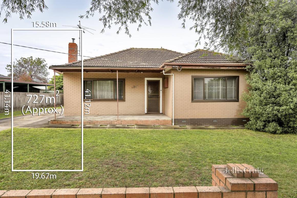 Picture of 84 Loongana Avenue, GLENROY VIC 3046