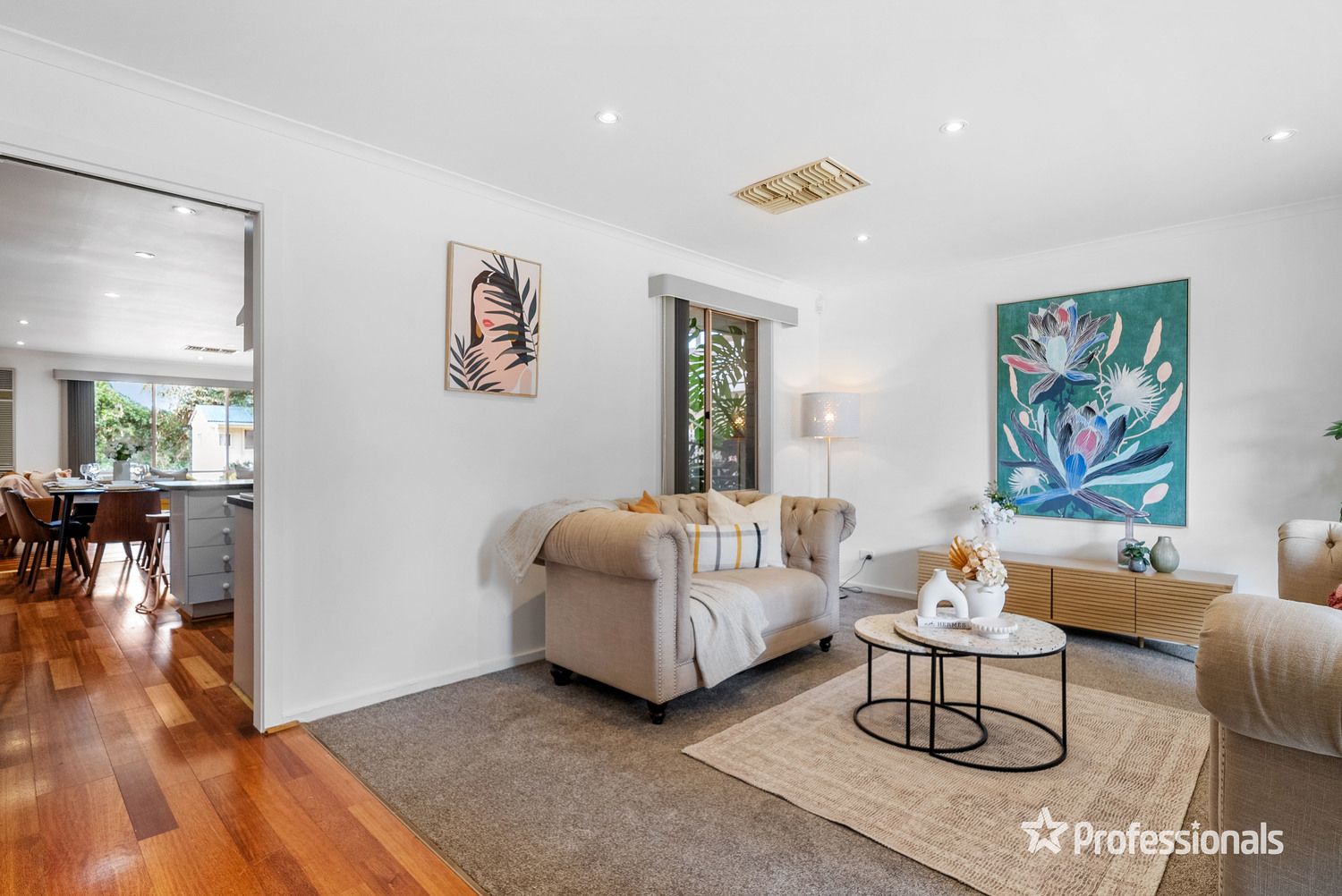 9 Penshurst Court, Hillside VIC 3037, Image 2