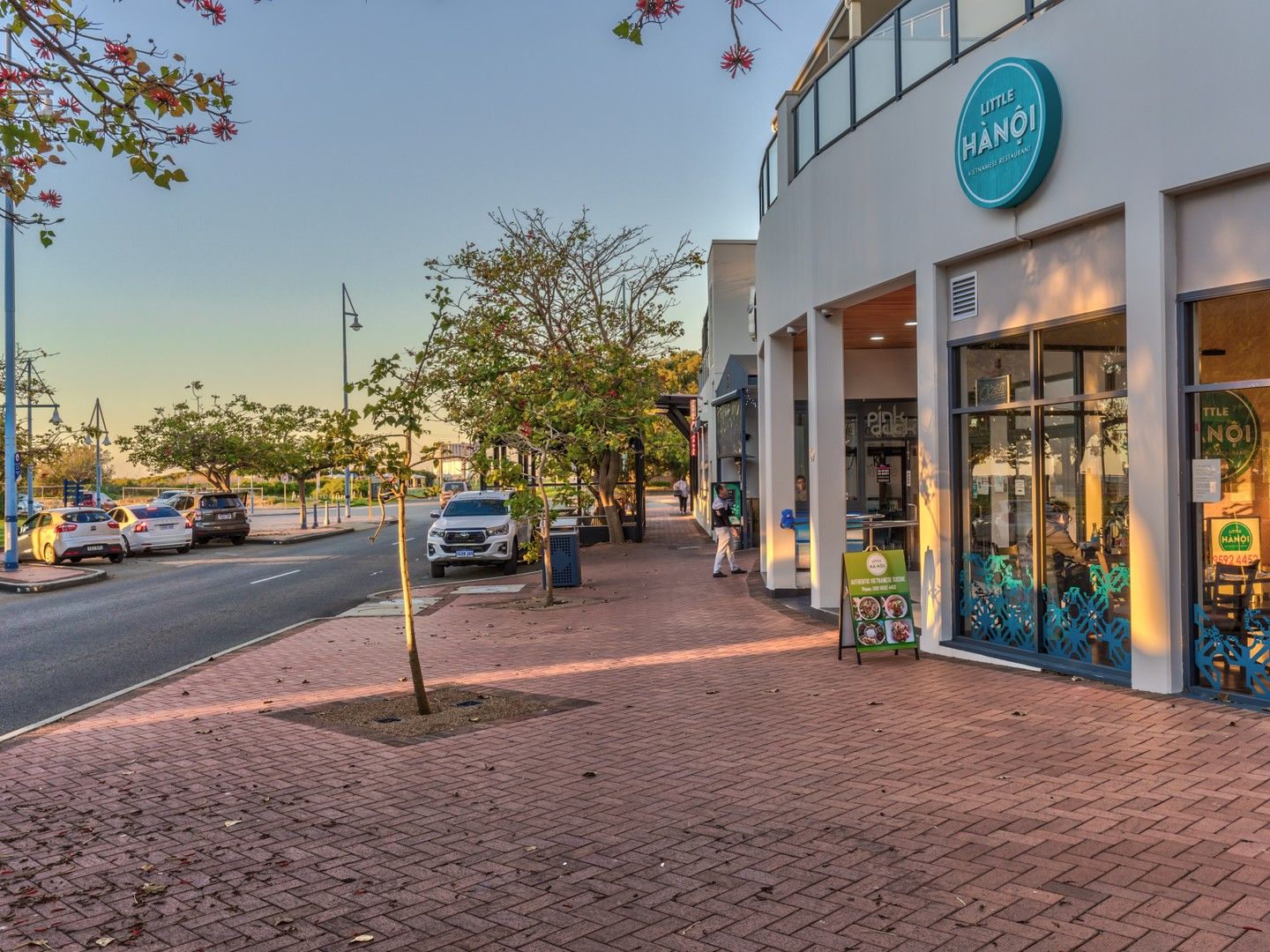 2/59 Rockingham Beach Rd, Rockingham WA 6168 | Domain